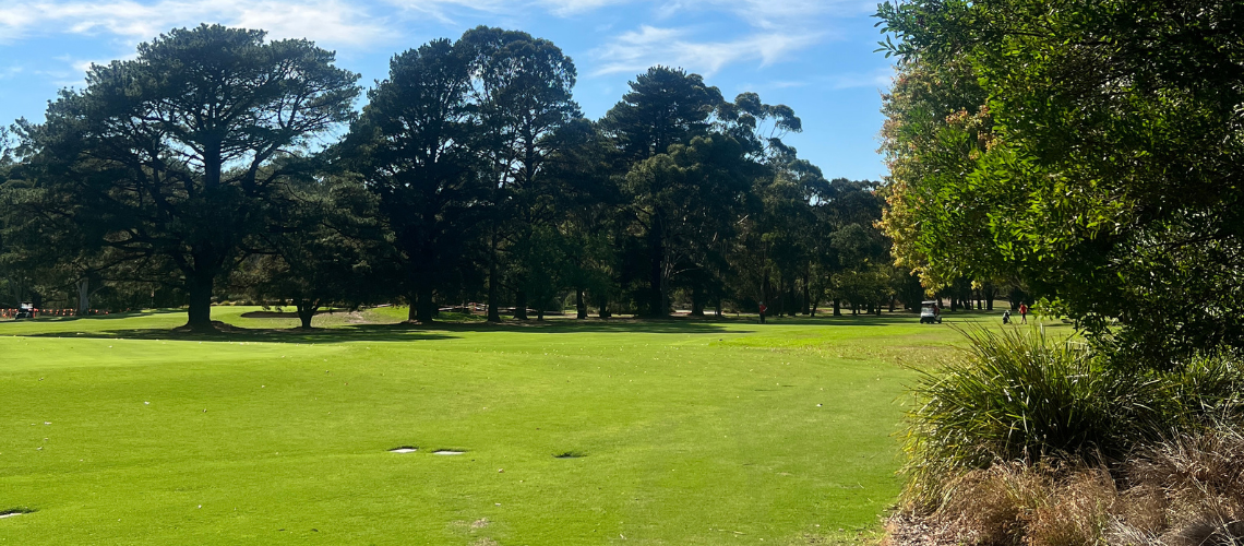 FINDING YOUR ZEN ON THE FAIRWAY cover